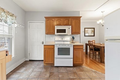 59 Holten St unit 2, Danvers, MA 01923 - photo 7