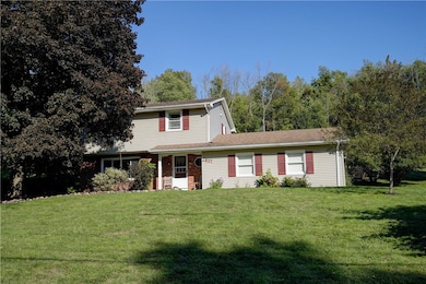 627 Hook Rd, Farmington, NY 14425 - photo 4