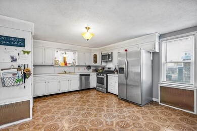 24 Sumner St, Taunton, MA 02780 - photo 5