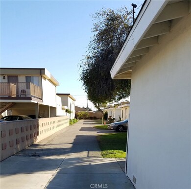 9940 Ramona St, Bellflower, CA 90706 - photo 2
