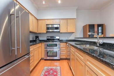 1 Russell St unit 401, Cambridge, MA 02140 - photo 3