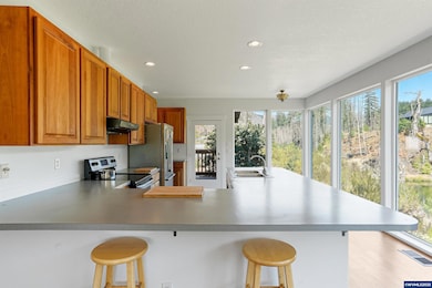 33910 Railroad Ave, Gates, OR 97346 - photo 7