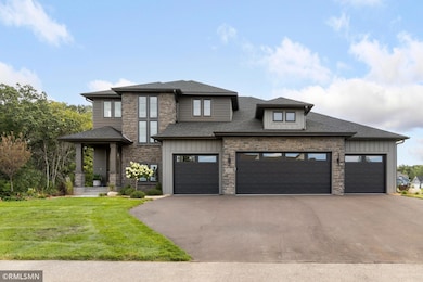 5685 Kelvin Ave N, Lake Elmo, MN 55042 - photo 3