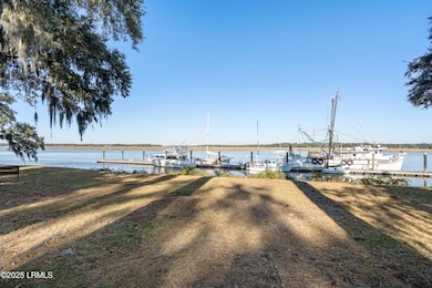 102 Battery Ln unit 102, Beaufort, SC 29902 - photo 4
