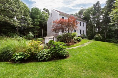 114FurlongWay-03-Cotuit-w