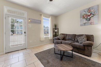 1110 Century Oaks Dr unit A, Gulfport, MS 39507 - photo 2
