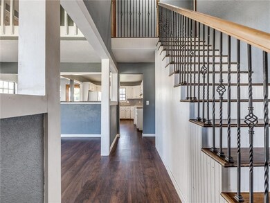 1504 NE 26th St, Moore, OK 73160 - photo 6