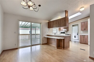 22615 91st Ave E unit 25, Graham, WA 98338 - photo 4