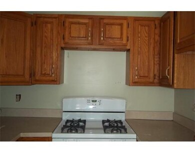 25 Tobey Rd unit 54, Dracut, MA 01826 - photo 3