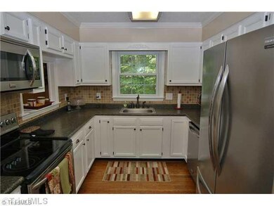 1602 Cos Cob Ct, High Point, NC 27265 - photo 5