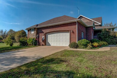 1707 S Circle U-47