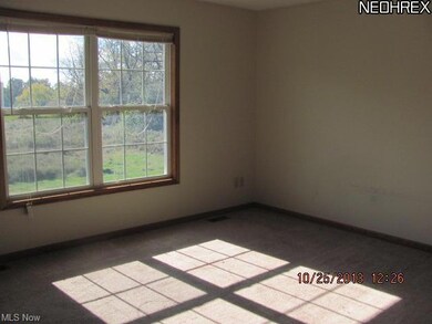 1382 Center Rd, New Franklin, OH 44216 - photo 5