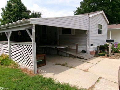 829 Quiet Harbor unit 11, Creston, IA 50801 - photo 2