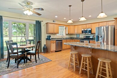 377 Grand Ave, Shepherdsville, KY 40165 - photo 7