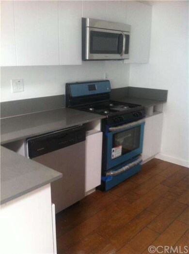 All New Appliances In Modern Kitchen 