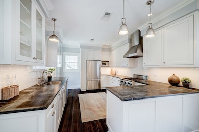 902 W Cottage St, Houston, TX 77009 - photo 6