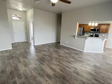 9126 S 259th East Ave, Broken Arrow, OK 74014 - photo 7