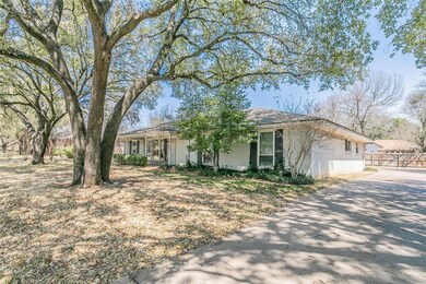 1117 Green River Trail, Cleburne, TX 76033 - photo 2