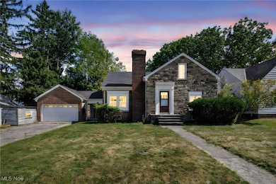 5425 Grasmere Ave, Maple Heights, OH 44137 - photo 2