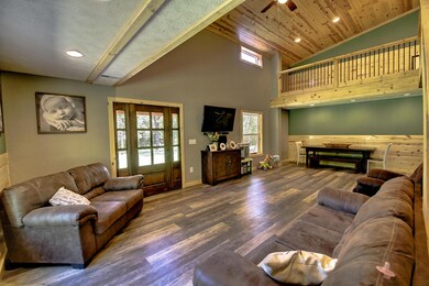 Living-Dining1