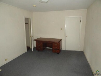 728 E Barbara St, Tyler, TX 75701 - photo 4