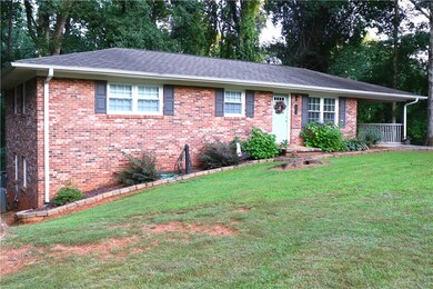 307 Forest Acres Cir, Walhalla, SC 29691 - photo 2