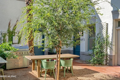 Shared Common Area w/ Outdoor Kitchen