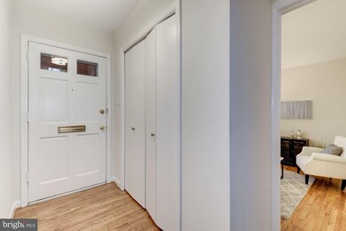 900 24th St NW unit F, Washington, DC 20037 - photo 4