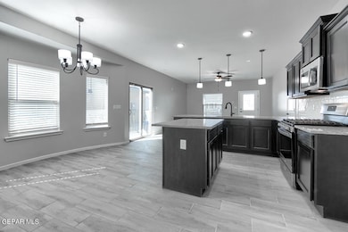 13812-Paseo-Alegre-Kitchen-dining-2