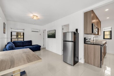 7910 Byron Ave unit 3, Miami Beach, FL 33141 - photo 6