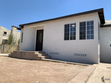 783 El Centro Ave, El Centro, CA 92243 - photo 2