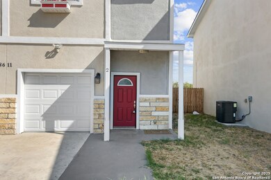 8611 Key Windy Way unit 2, Converse, TX 78109 - photo 5