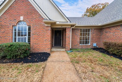 33 Foxwood Cir W unit W, Hernando, MS 38632 - photo 2