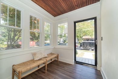 1118 Longfellow Ave, Royal Oak, MI 48067 - photo 3