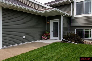 1136 Heron Dr, Mankato, MN 56001 - photo 3