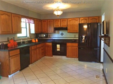 104 Moorefield Place, Teays Valley, WV 25560 - photo 6