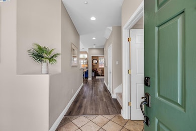 6257 Honeysuckle Dr, Newark, CA 94560 - photo 2