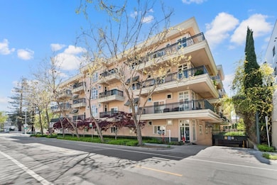 200 Sheridan Ave unit 301, Palo Alto, CA 94306 - photo 3