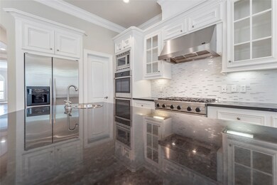 2002 Morse St, Houston, TX 77019 - photo 6