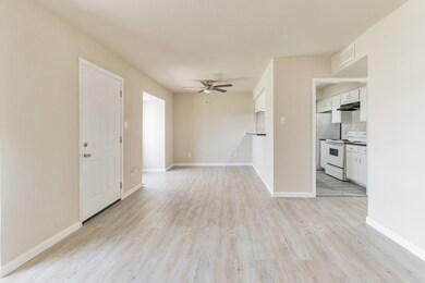 6815 Beachwood St unit 1, Houston, TX 77021 - photo 6