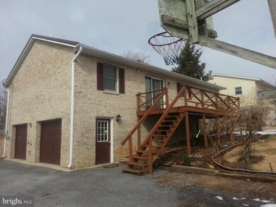 4170 Ricklyn Dr, Chambersburg, PA 17202 - photo 3