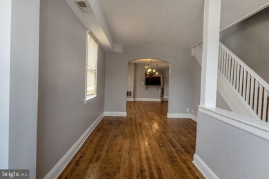3901 Colborne Rd, Baltimore, MD 21229 - photo 5