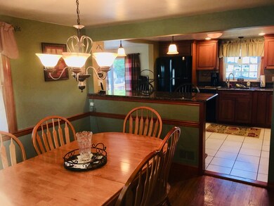 25 Meadow Ln, South Weymouth, MA 02190 - photo 4