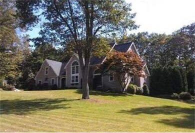 14 Rhonda Rheault Dr, Oxford, MA 01540 - photo 3