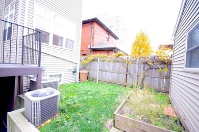 1620 N Artesian Ave unit G, Chicago, IL 60647 - photo 6