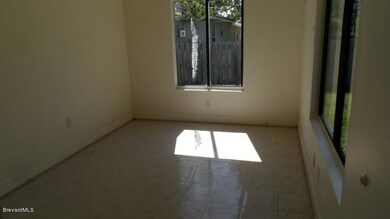 SAM_1476 (Small)