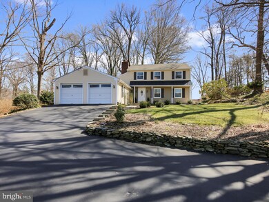 2576 Crum Creek Dr, Berwyn, PA 19312 - photo 2