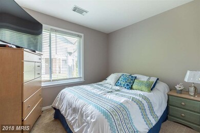 18514 Bay Leaf Way, Germantown, MD 20874 - photo 7