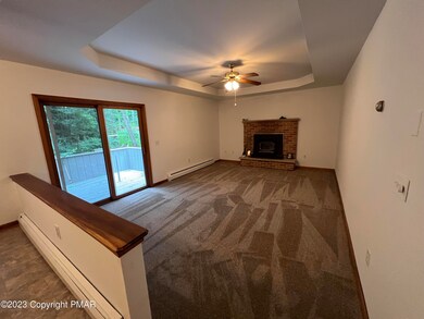 232 Chipperfield Dr, Effort, PA 18330 - photo 5