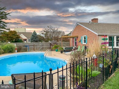 302 E 6th St, Boyertown, PA 19512 - photo 5